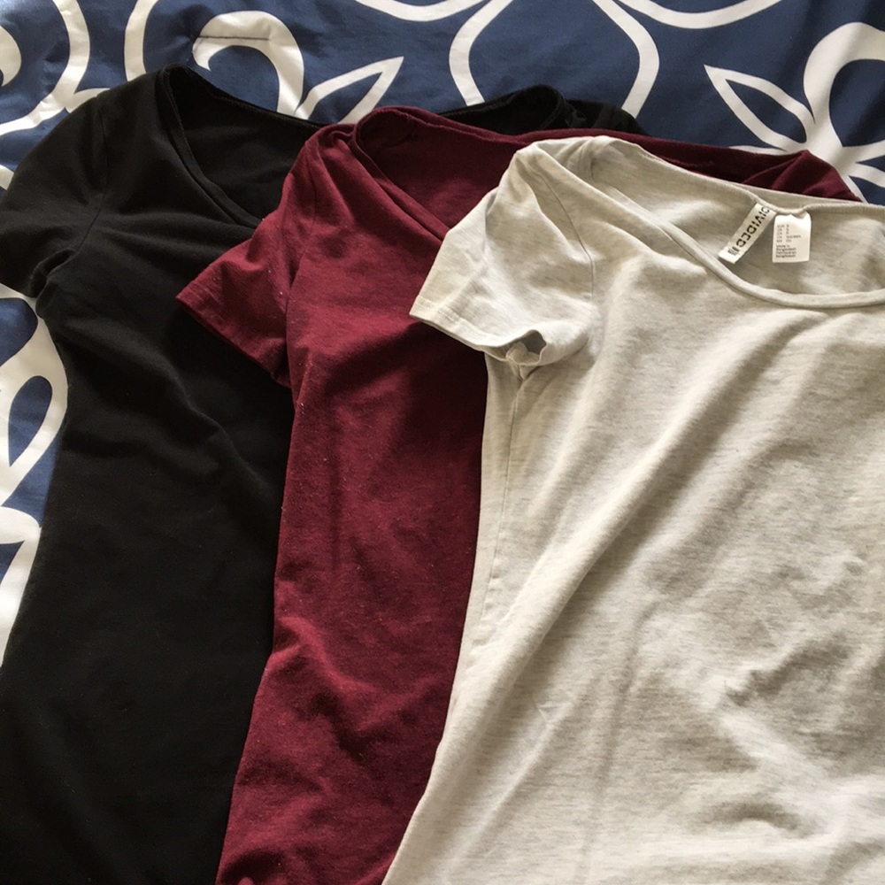 LOT OF 3 Divided T-shirt’s